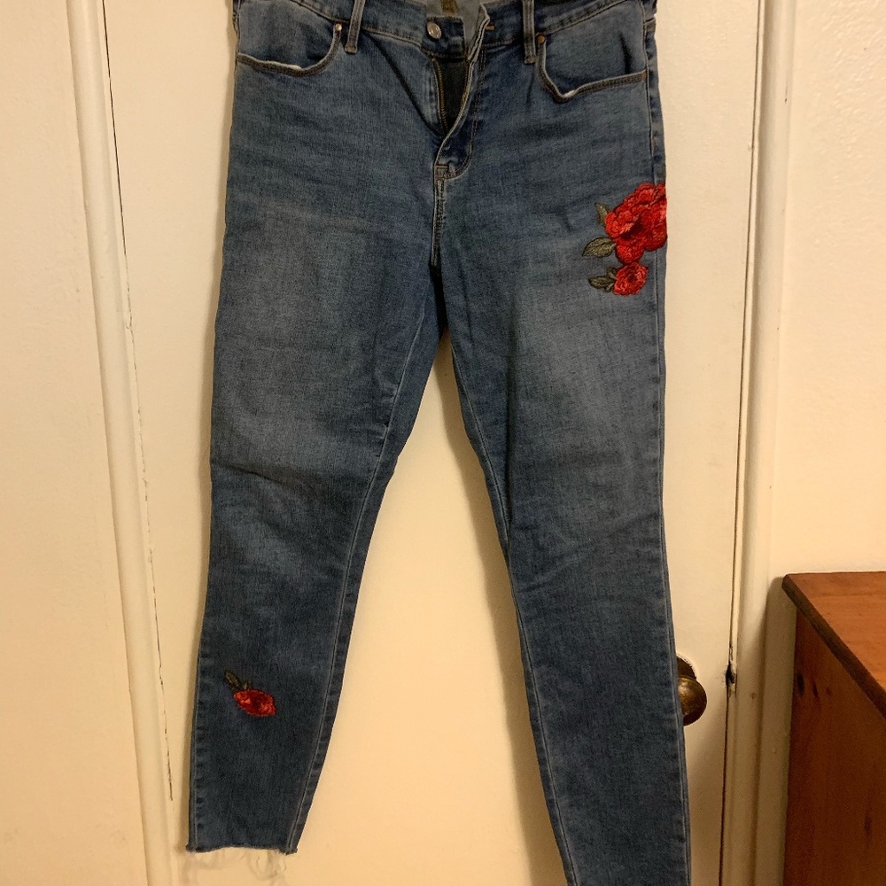 PacSun Rose Embroidered Skinny Jeans